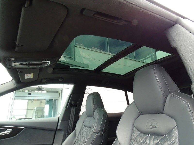 Audi Q8 50 TDI S Line Plus quattro / HD Matrix — photo 12