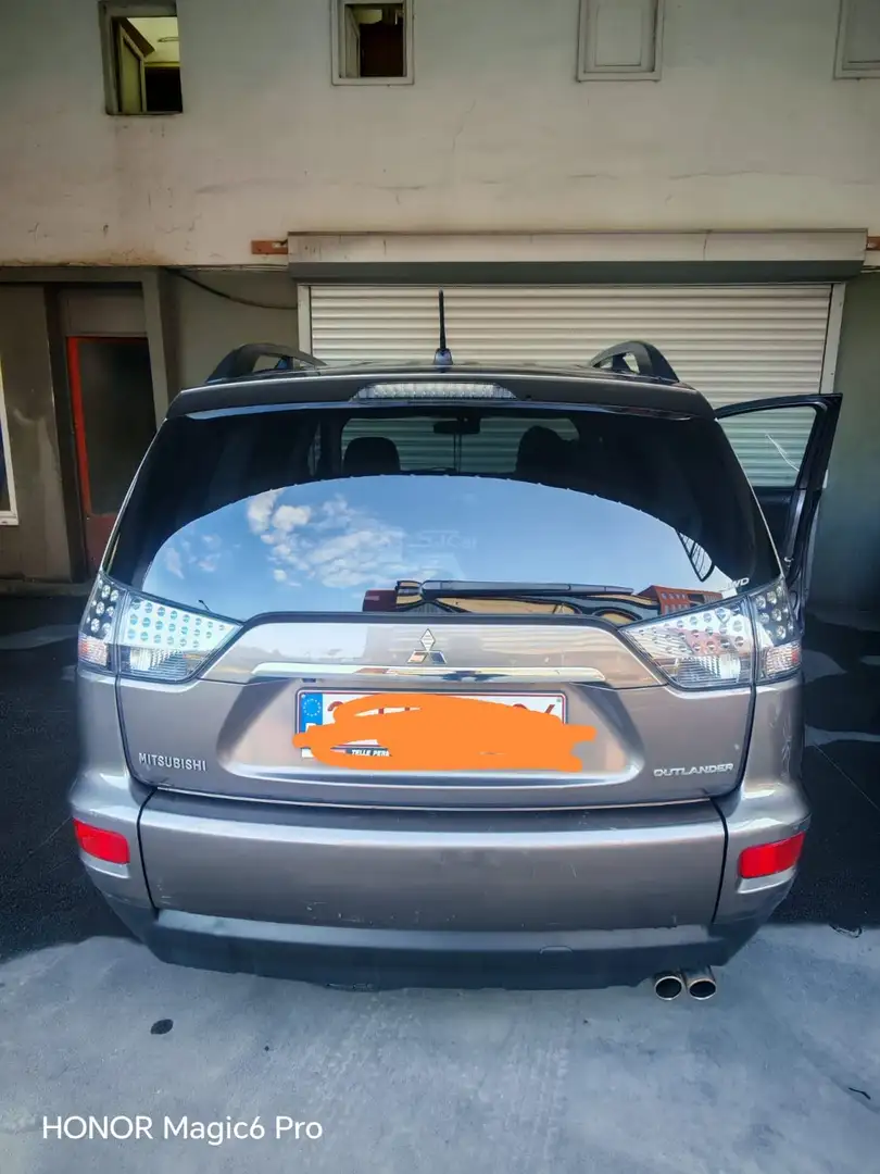 Mitsubishi Outlander 2.2 DI-D 4WD Inform Bruin - 2