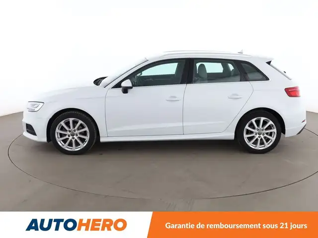 Audi A3 view 3
