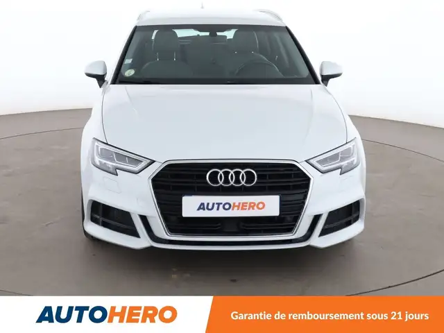 Audi A3 view 9