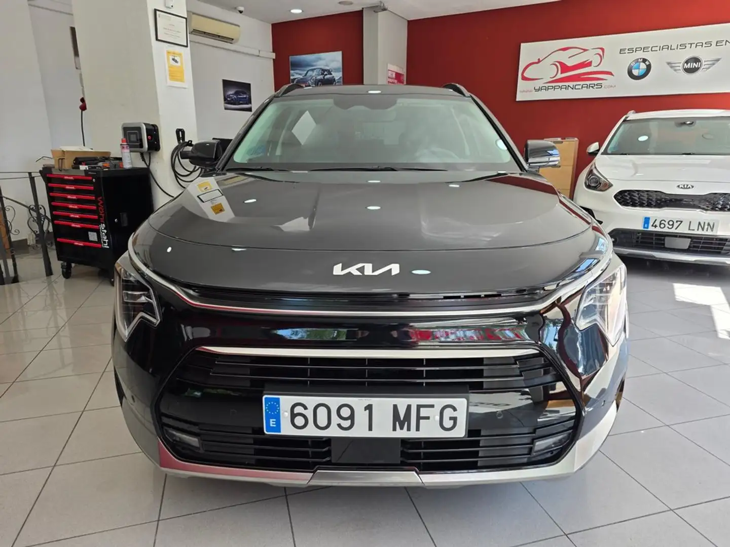 Kia Niro 1.6 HEV Emotion Negro - 2