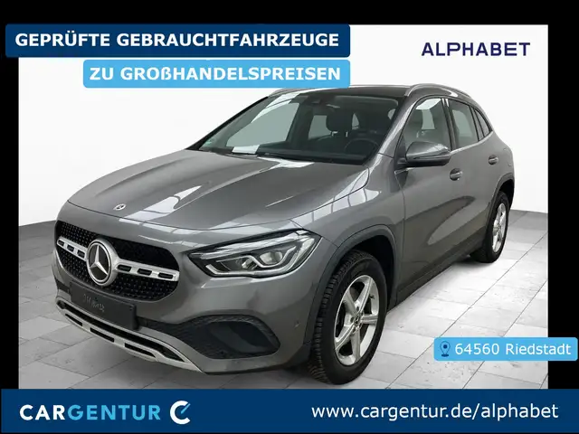 Mercedes-Benz GLA 180 d Style Key Lane Navi RKam AUT Klima PDC
