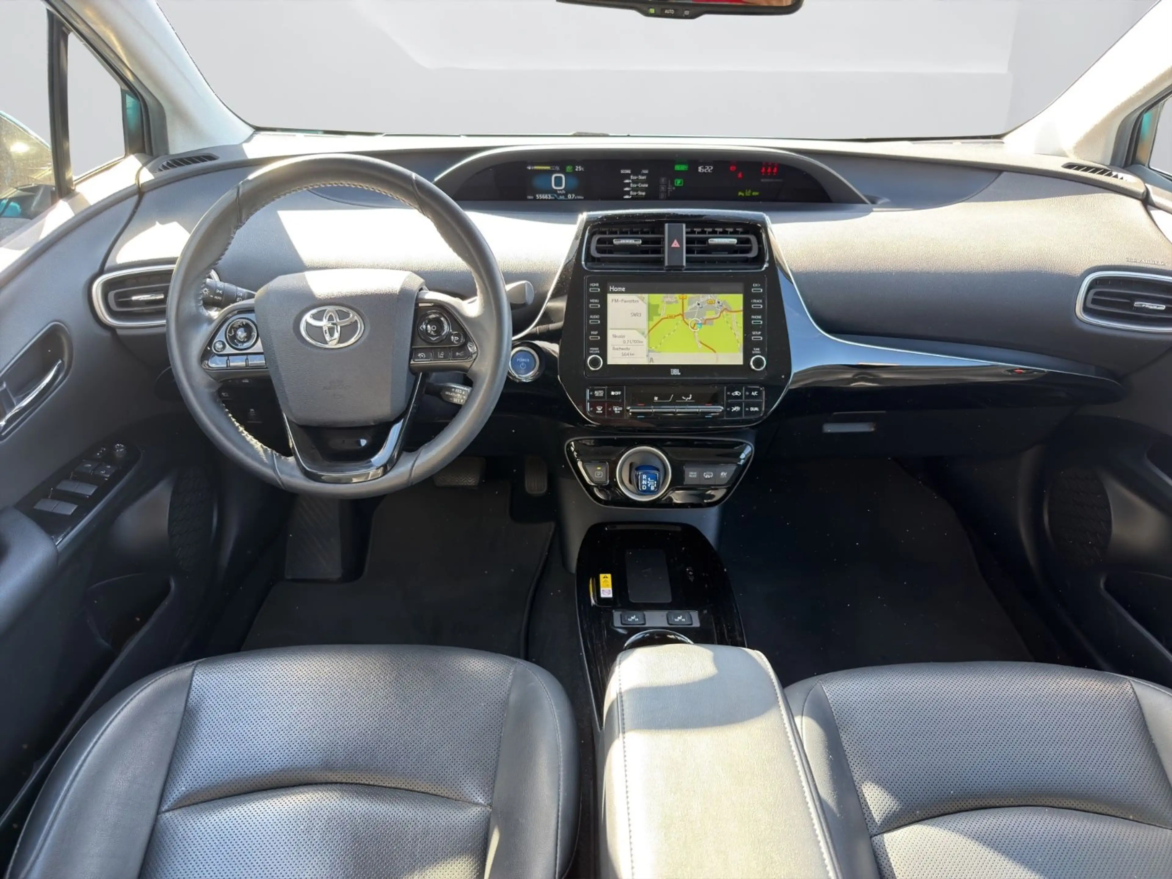 Toyota Prius Plug-in Hybrid Executive *HUD*LEDER*ACC* — photo 13