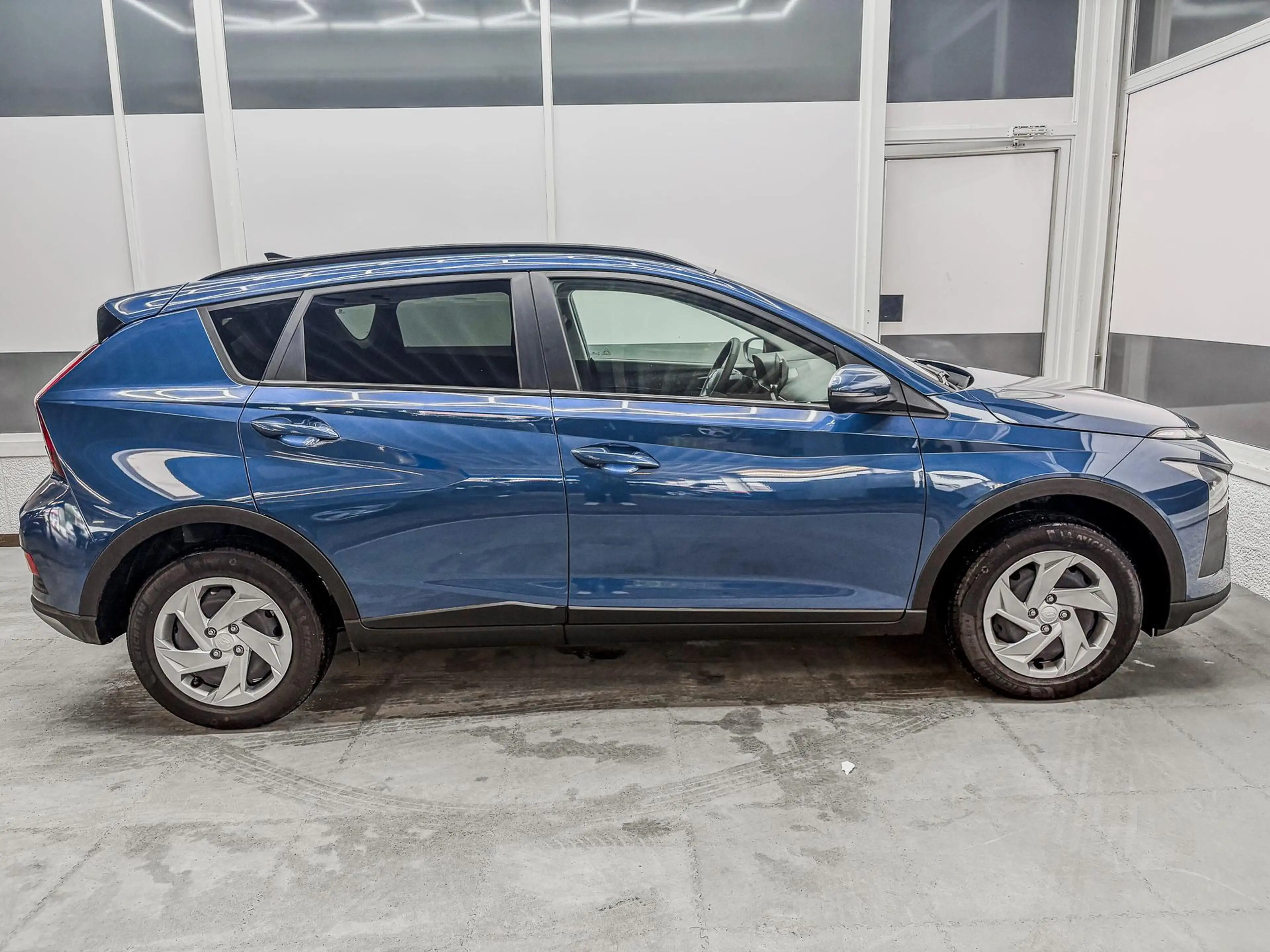 Hyundai BAYON COMFORT SHZ LED NAVI RFK PDC TEMPOMAT 1.2 MPI 5... — photo 4