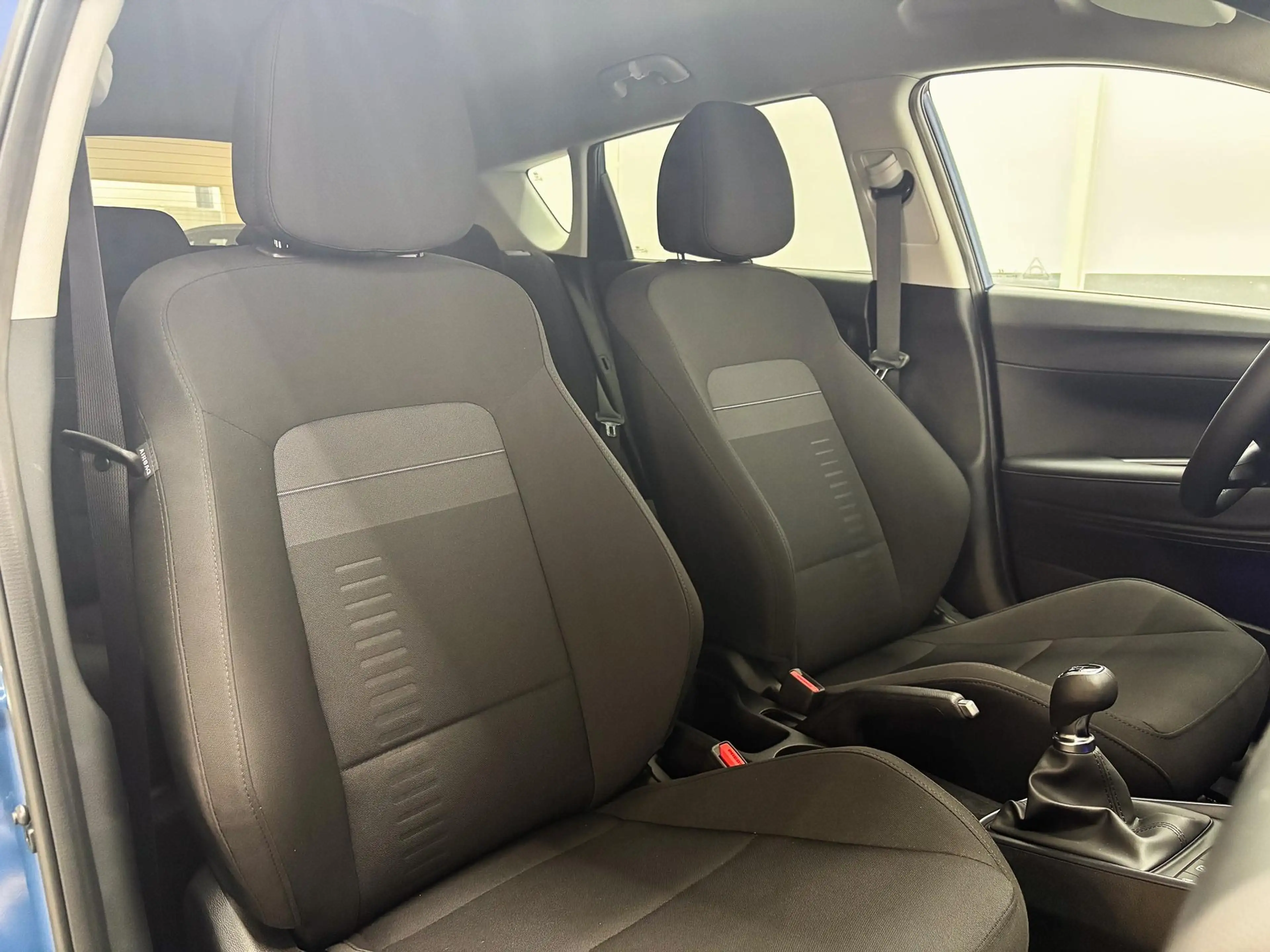 Hyundai BAYON COMFORT SHZ LED NAVI RFK PDC TEMPOMAT 1.2 MPI 5... — photo 11