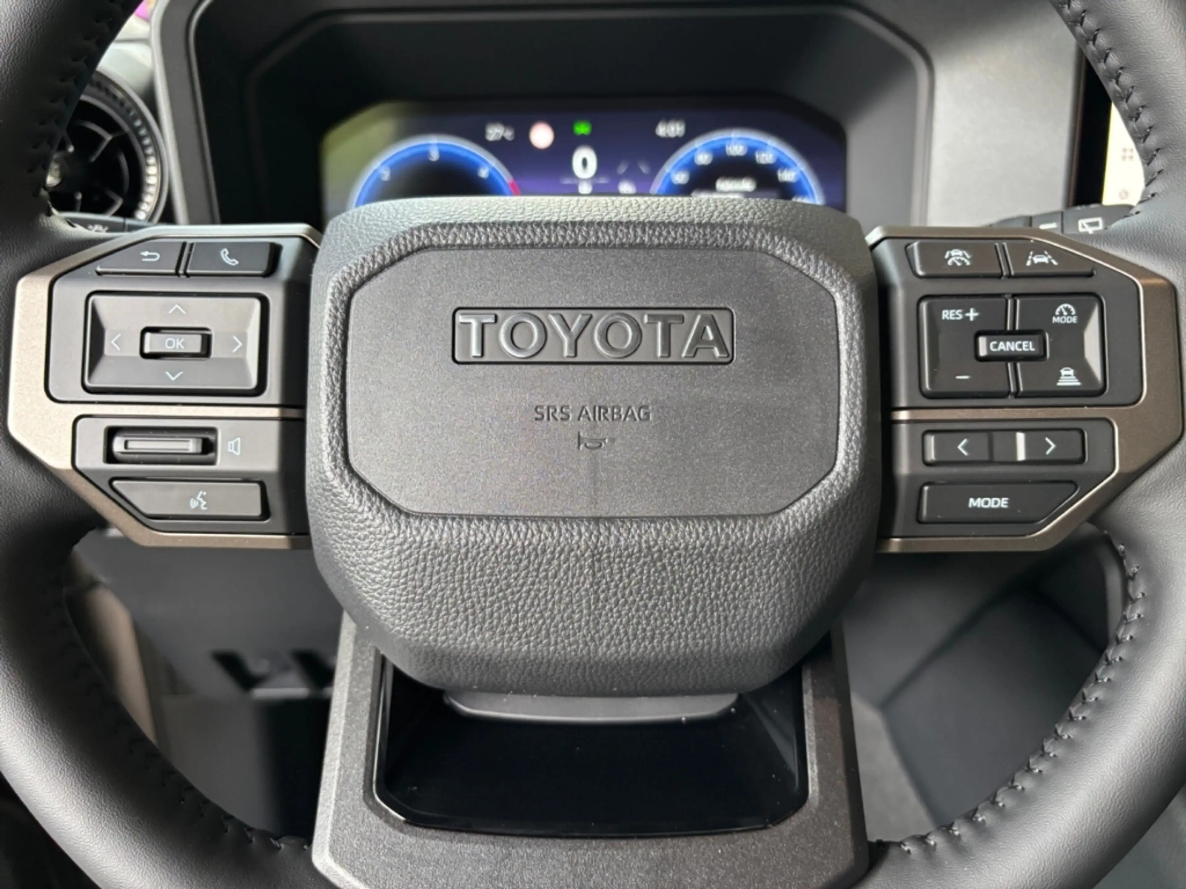 Toyota Land Cruiser 2.8 D Mild-Hybrid Executive *360*LED*SOFORT* — photo 11