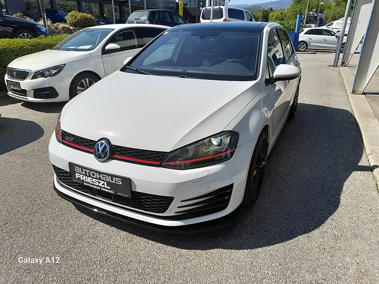 Volkswagen Golf GTI