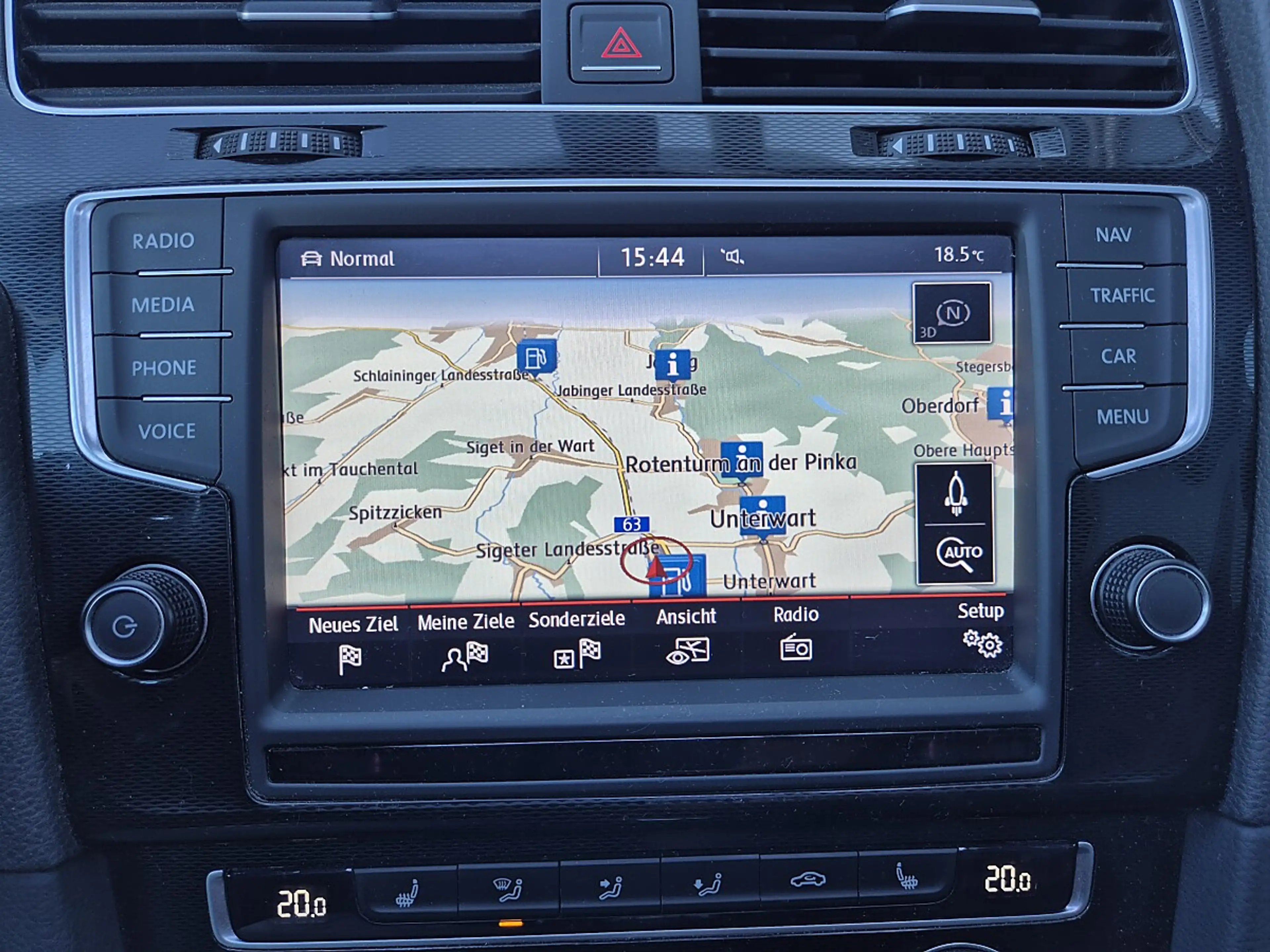 Volkswagen Golf GTI 2,0 TSI DSG Performance — photo 10