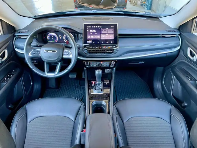 Jeep Compass view 10