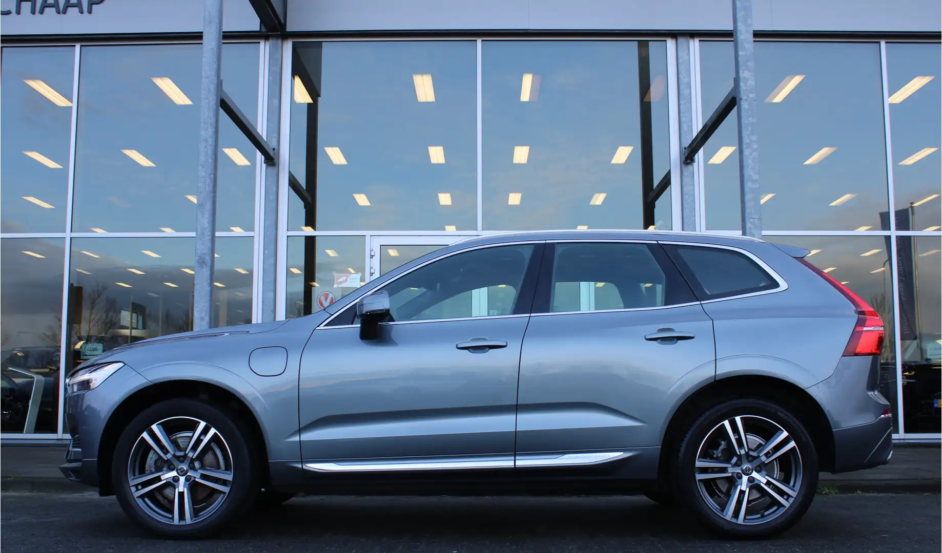 Volvo XC60 T8 Twin Engine AWD Inscription | Luchtvering | Pan Grau - 2
