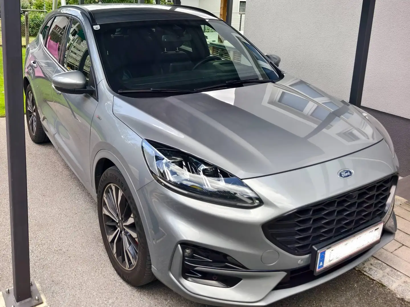 Ford Kuga Kuga 2,0 TDCi ST-Line X Silber - 2