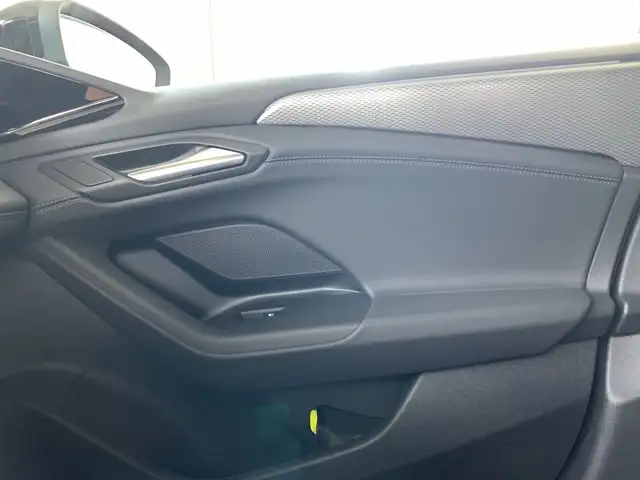 Audi A6 E-Tron view 15