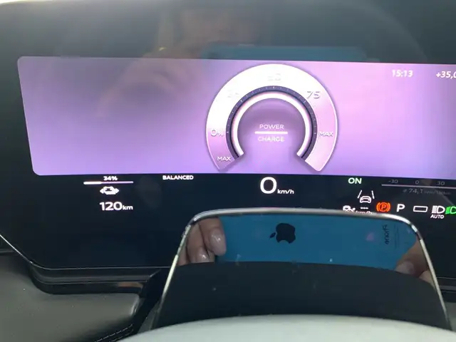 Audi A6 E-Tron view 12