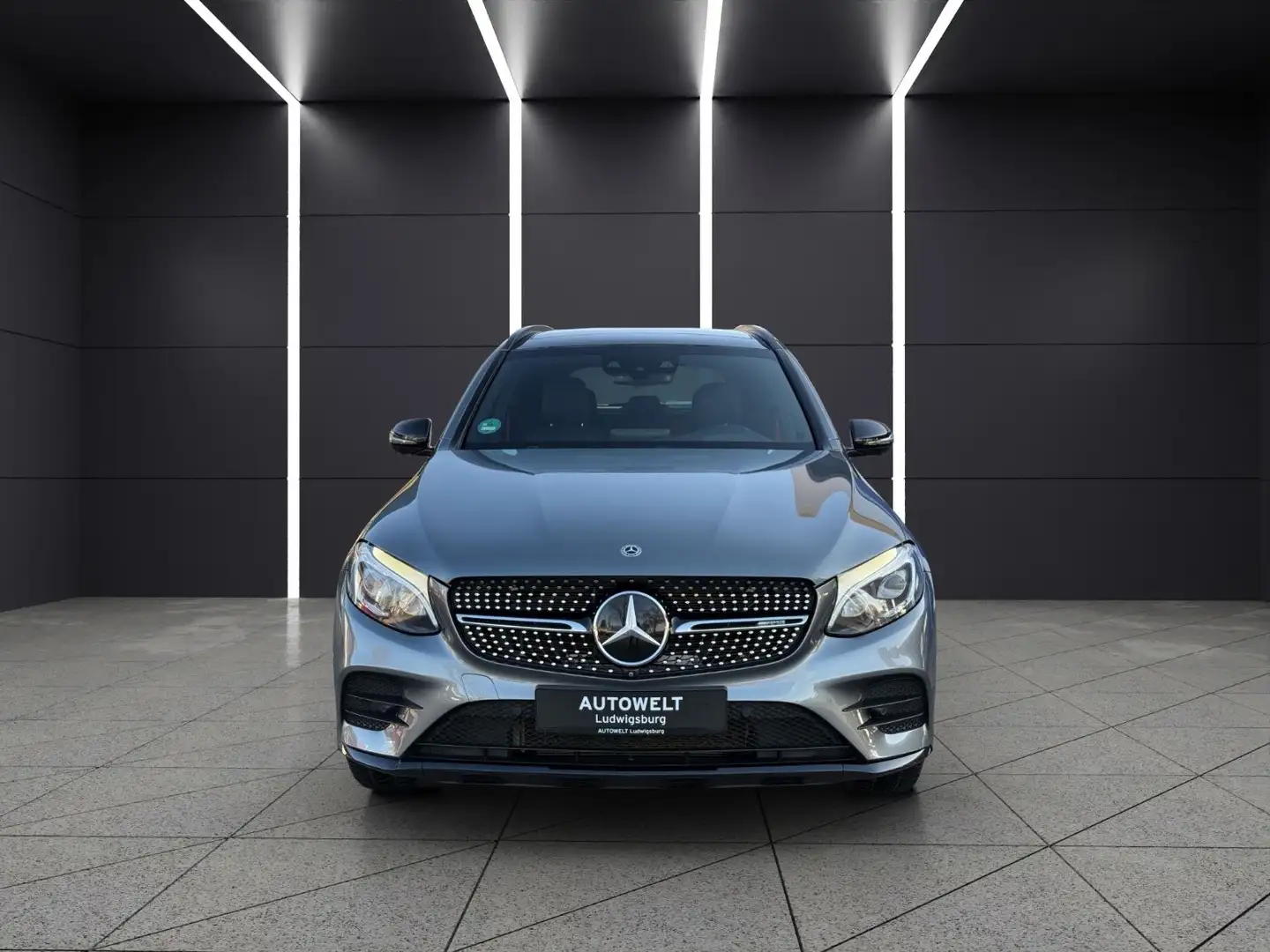 Mercedes-Benz GLC 43 AMG 4Matic TOP AUSSTATTUNG Grau - 2