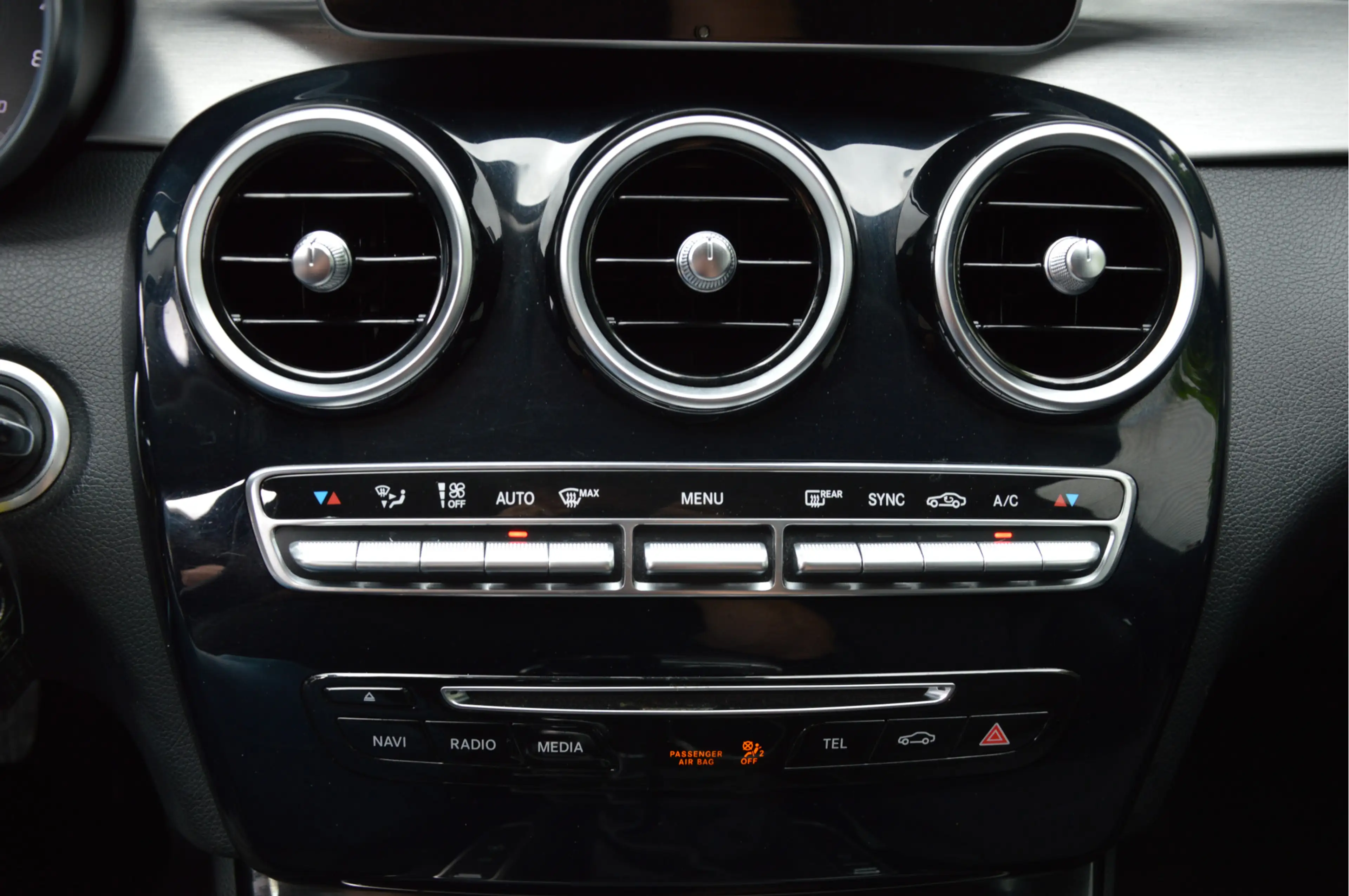 Mercedes-Benz C 200 Estate Ambition AVANTGARDE | LED | ILS | NAVI | CR — photo 19