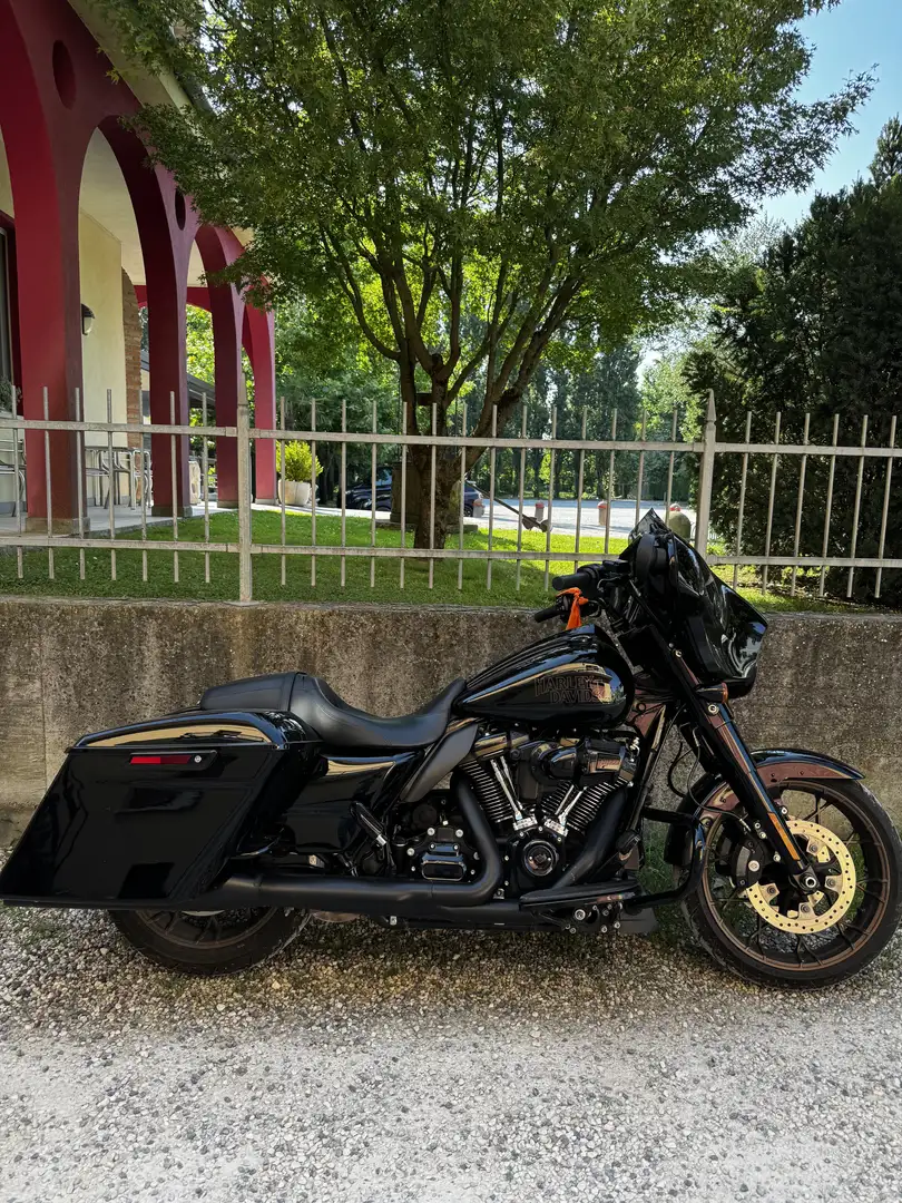 Harley-Davidson Street Glide st - 1