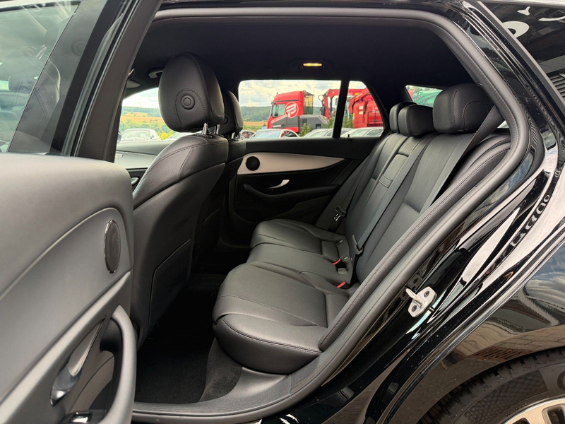 Mercedes-Benz E 200 d T TAXI AVANTGARDE R-Kamera+Kindersitz — photo 10