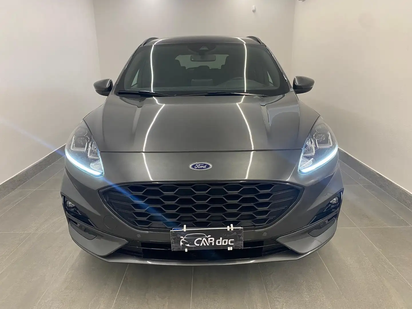 Ford Kuga Kuga 2.0 ecoblue ST-Line 2wd 120cv auto Gris - 2