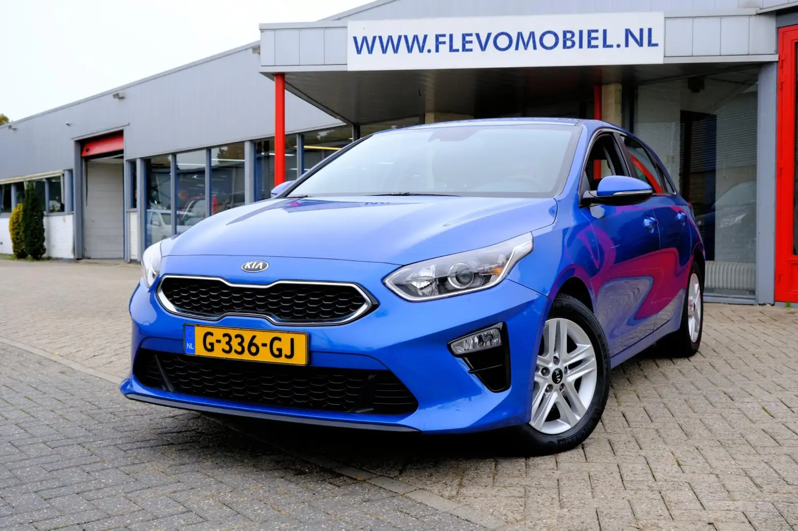 Kia Ceed / cee'd 1.0 T-GDi DynamicLine *64.081km!* Navi|Cam|Apple C Синій - 1