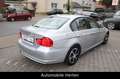 BMW 318 i LIMO*FACELIFT*LEDER*MFL+TEMPOMAT! Argent - thumbnail 4