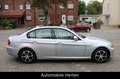 BMW 318 i LIMO*FACELIFT*LEDER*MFL+TEMPOMAT! Argent - thumbnail 8