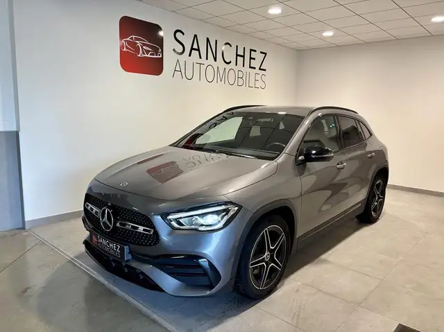 Mercedes-Benz A 200 GLA 200D 150 8G-DCT AMG LINE