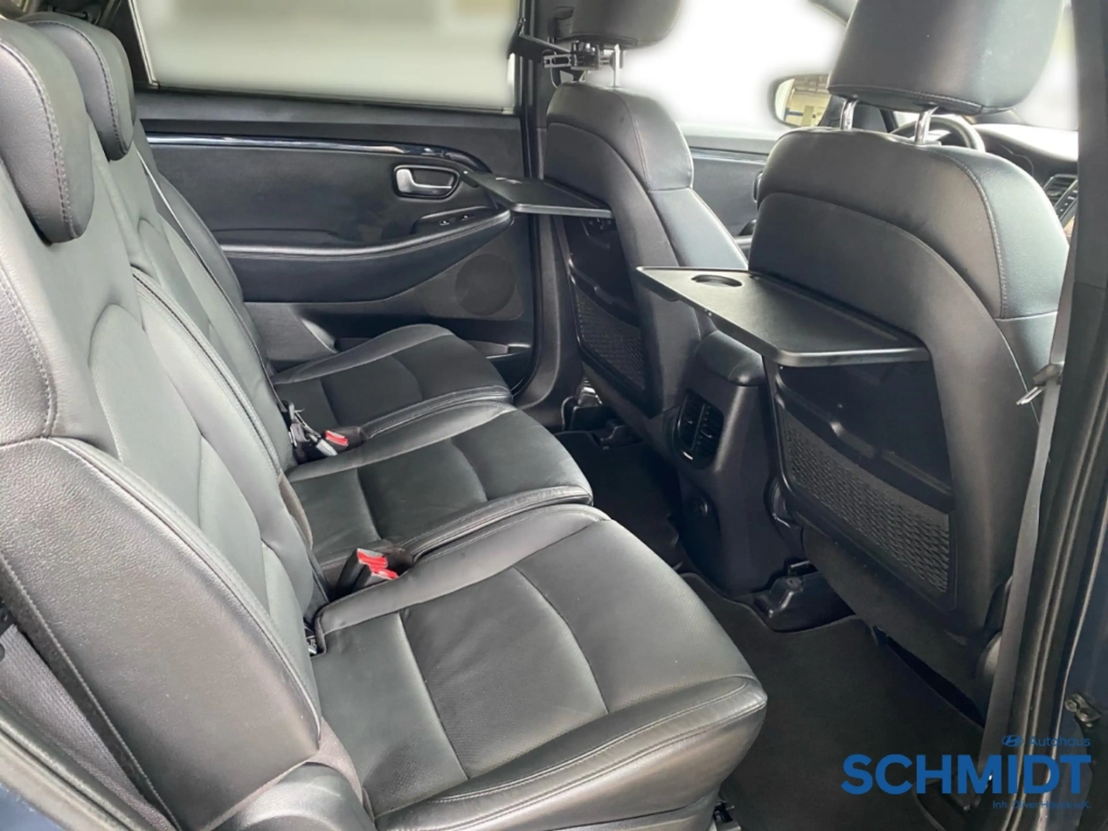 Kia Carens Spirit 7-Sitzer 1.Hand El. Pano Navi Leder Klimasi — photo 13