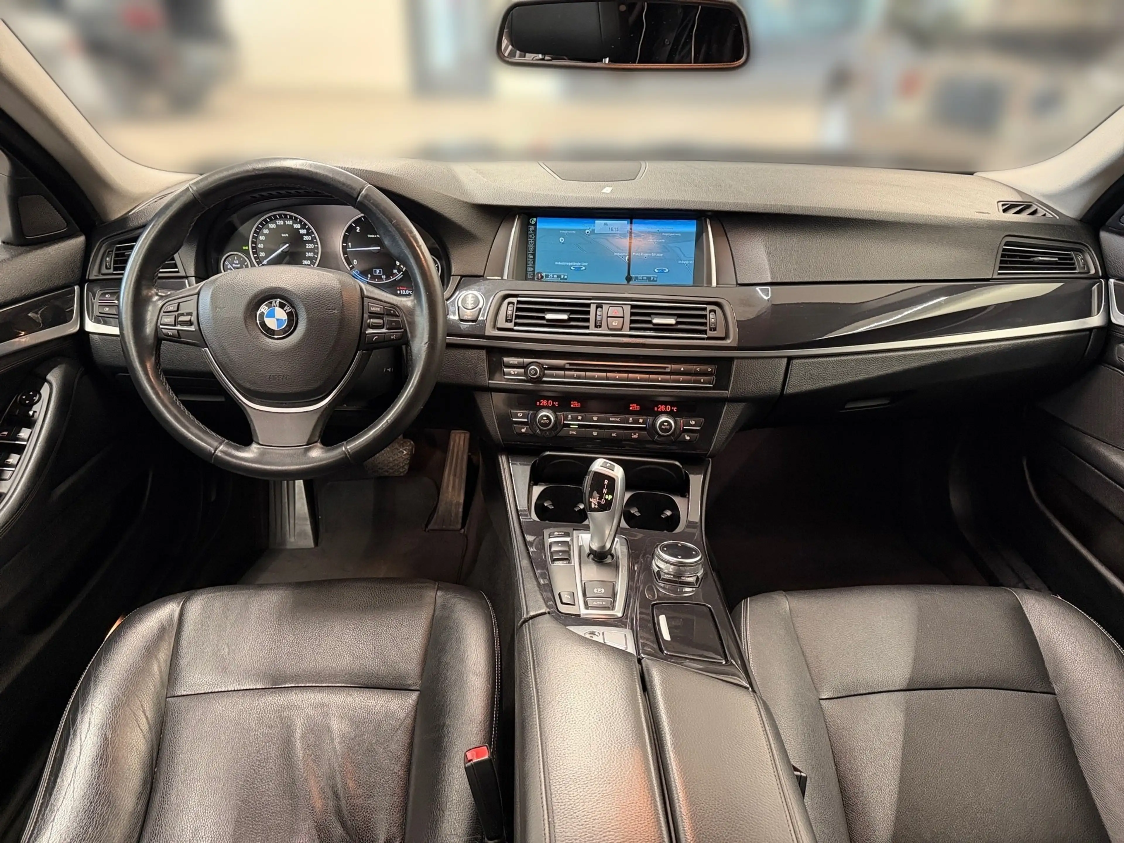 BMW 520 d — photo 9