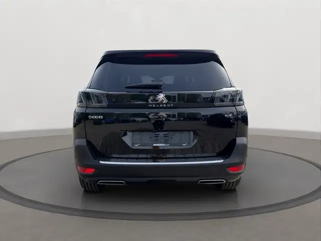 Peugeot 5008 view 4