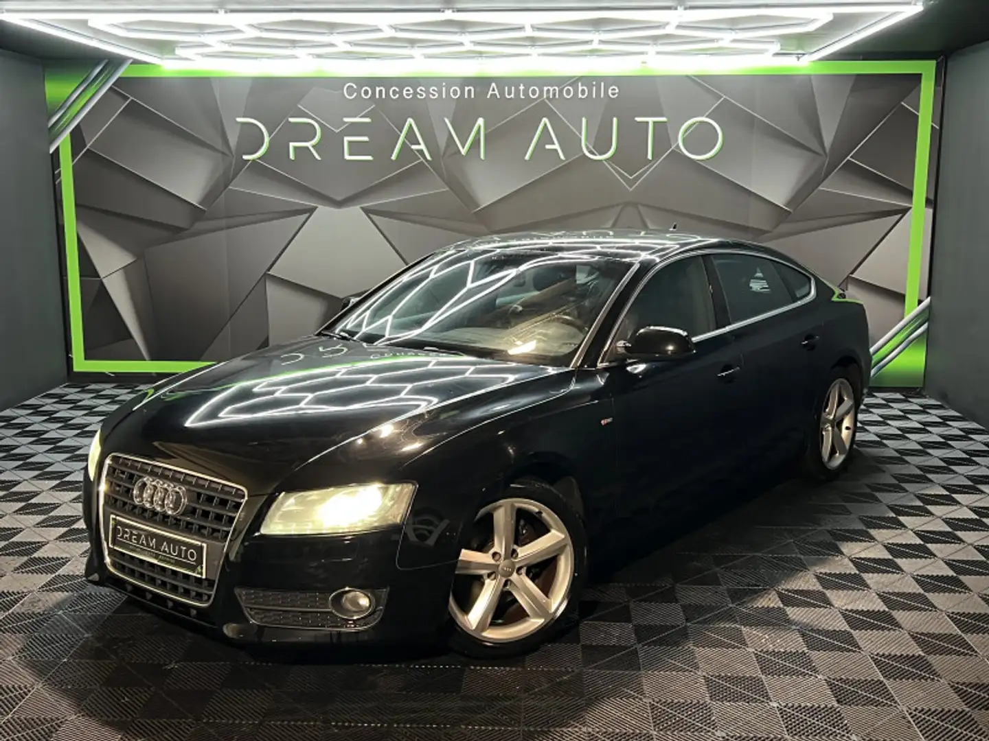 Audi A5 2.0 TDI 143CH S LINE Noir - 1
