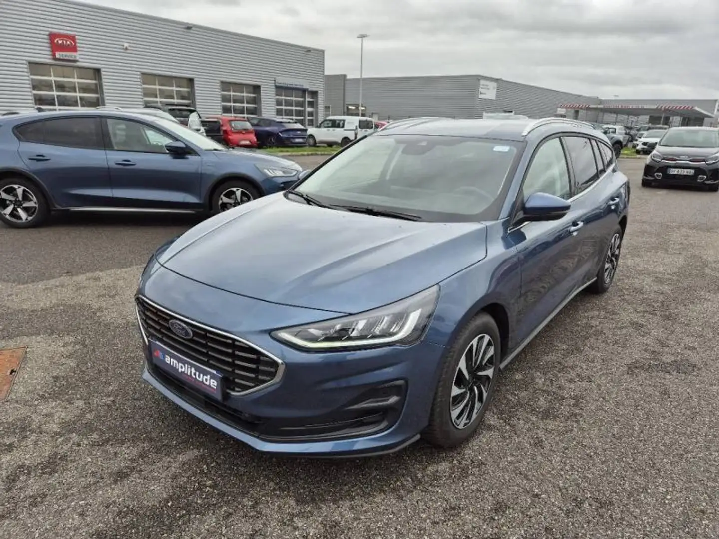 Ford Focus 1.0 Flexifuel mHEV 125ch Titanium X Business Blau - 1