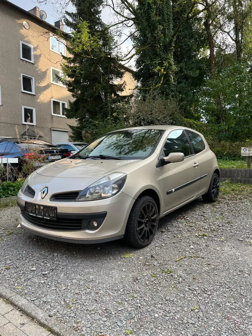 Renault Clio 1.2 16V Campus Beige - 1