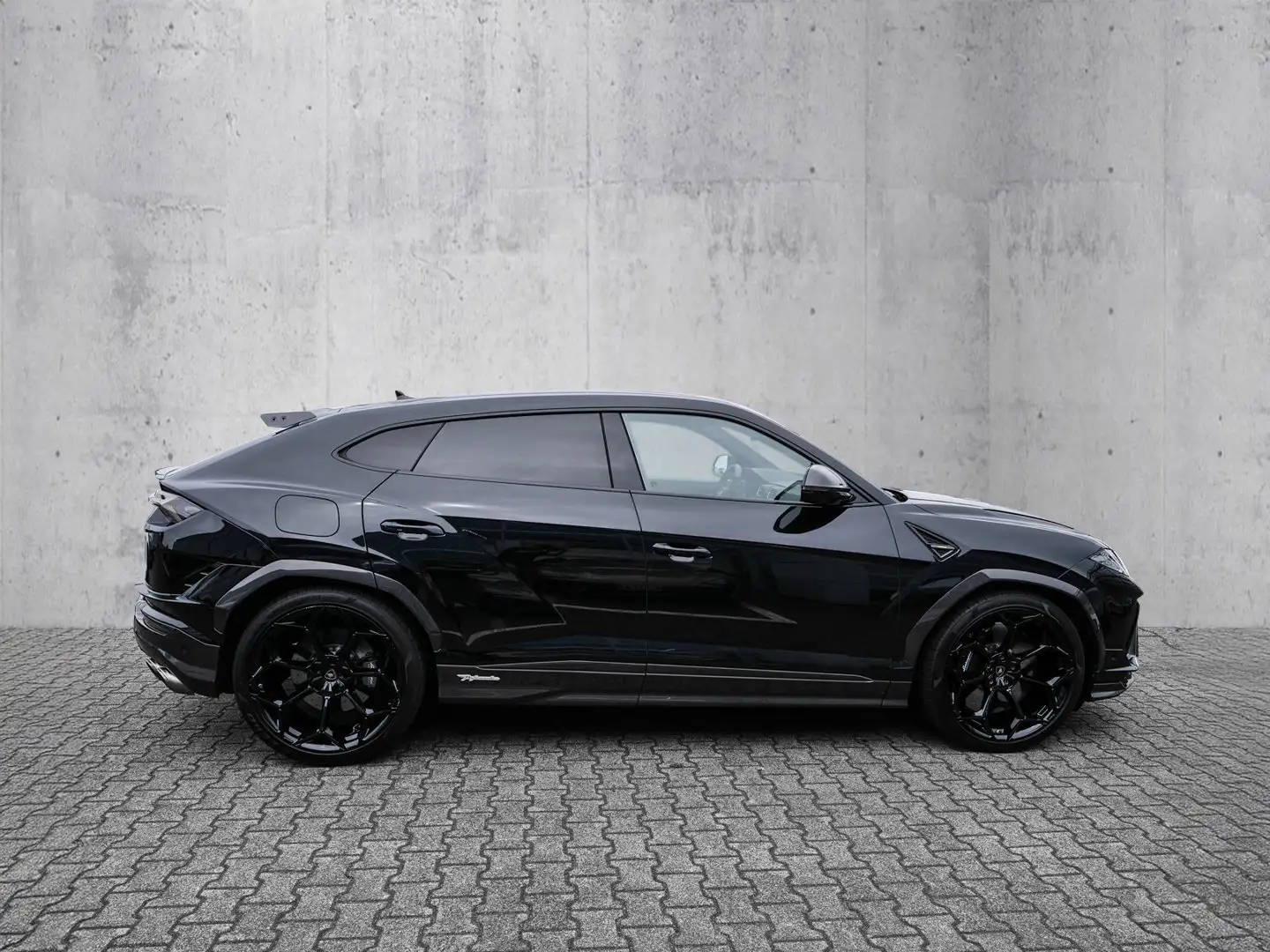Lamborghini Urus Perfomante Nero Helene, Full Exterior Carbon Schwarz - 2