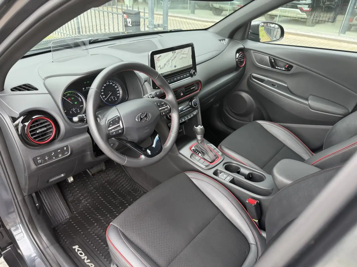 Hyundai KONA 1.6 GDi Hybrid Fashion Design | Navi | Camera | AC Gris - 2