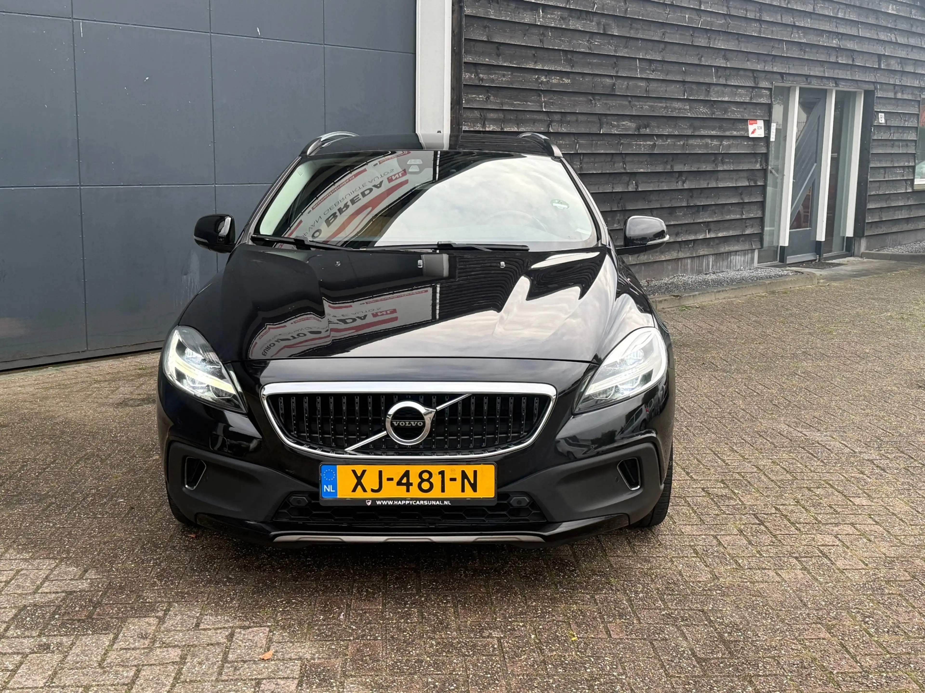 Volvo V40 Cross Country 1.5 T3 Polar+ Luxury Automaat — photo 3