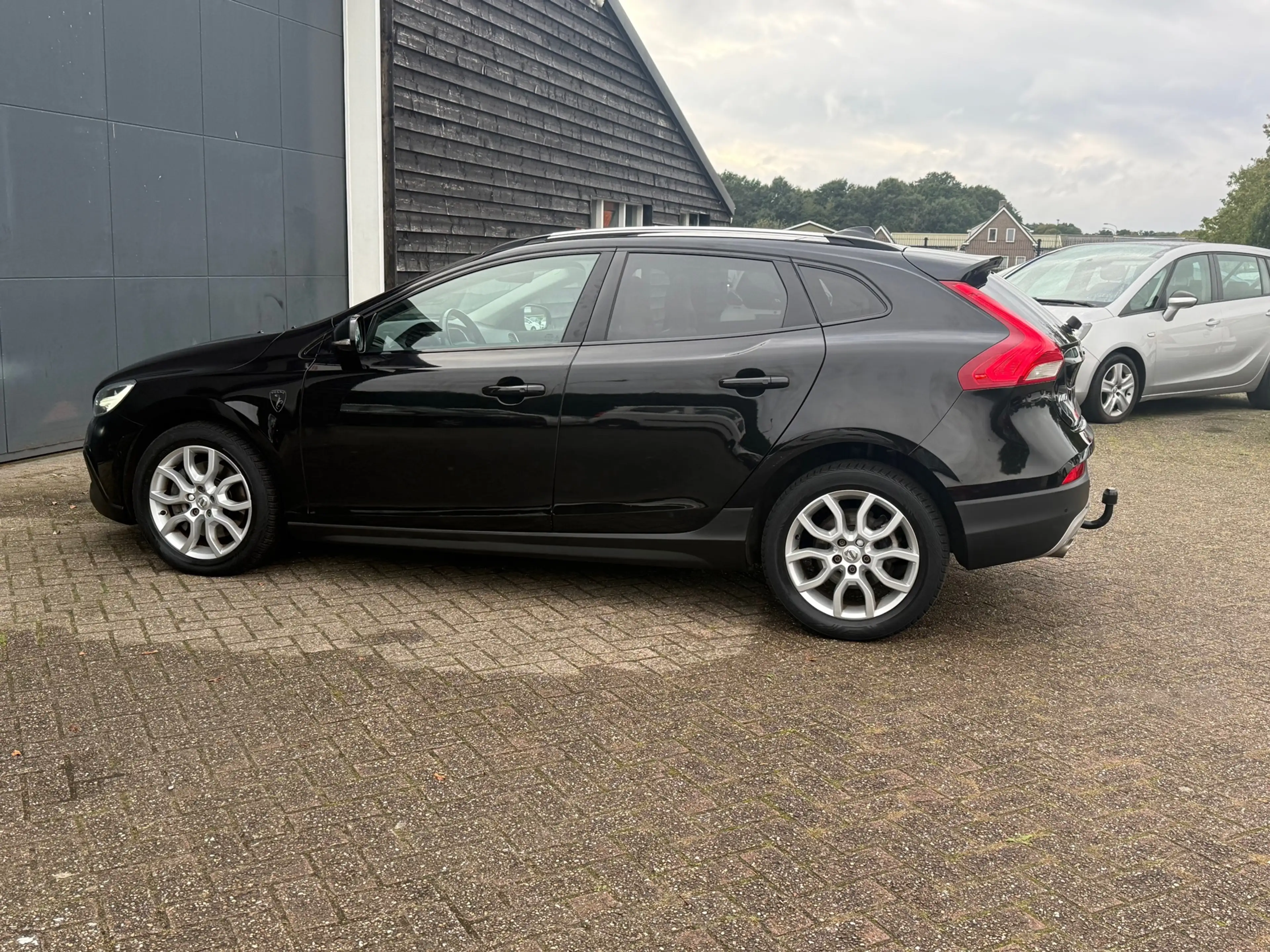 Volvo V40 Cross Country 1.5 T3 Polar+ Luxury Automaat — photo 9