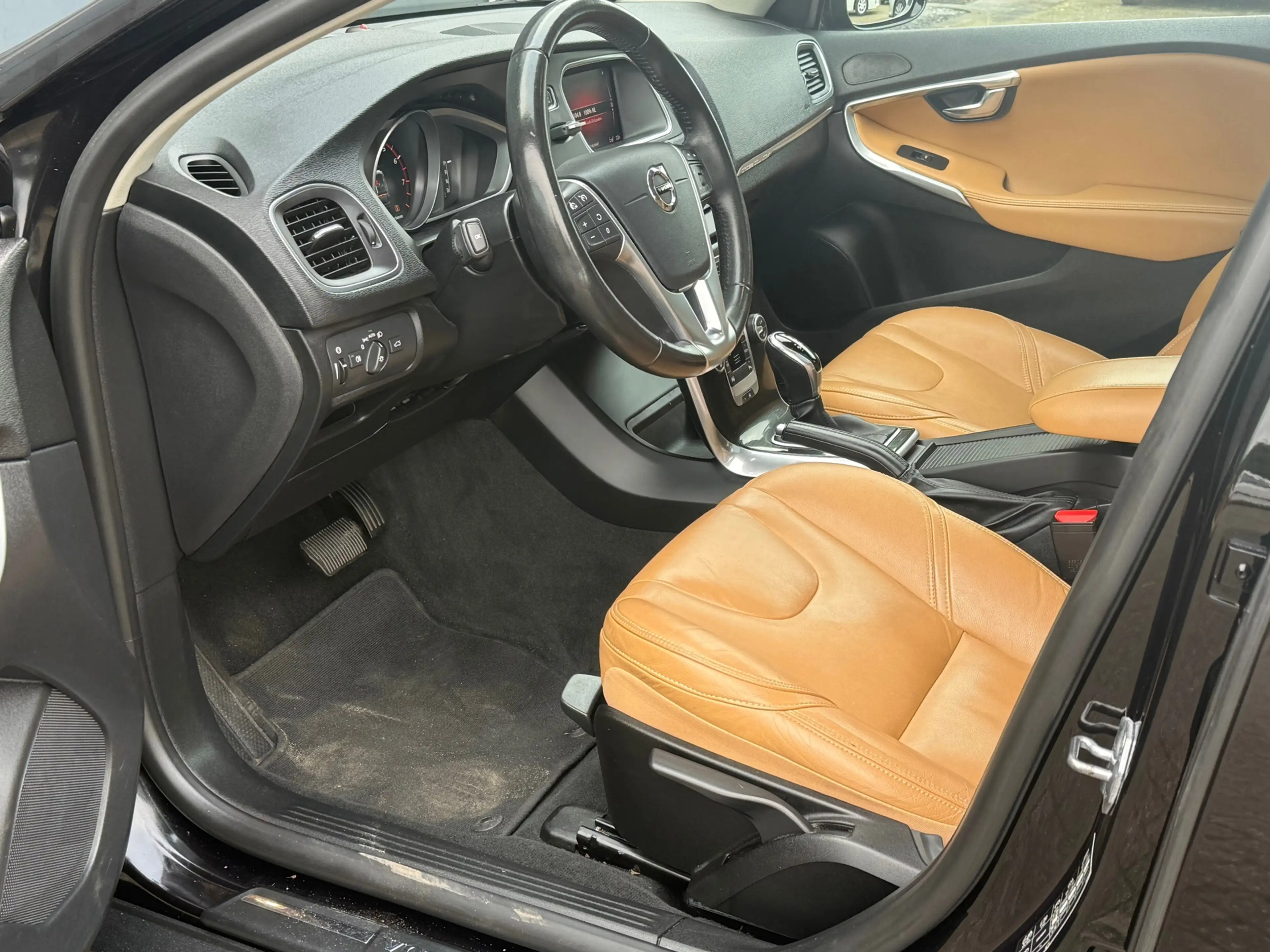 Volvo V40 Cross Country 1.5 T3 Polar+ Luxury Automaat — photo 11