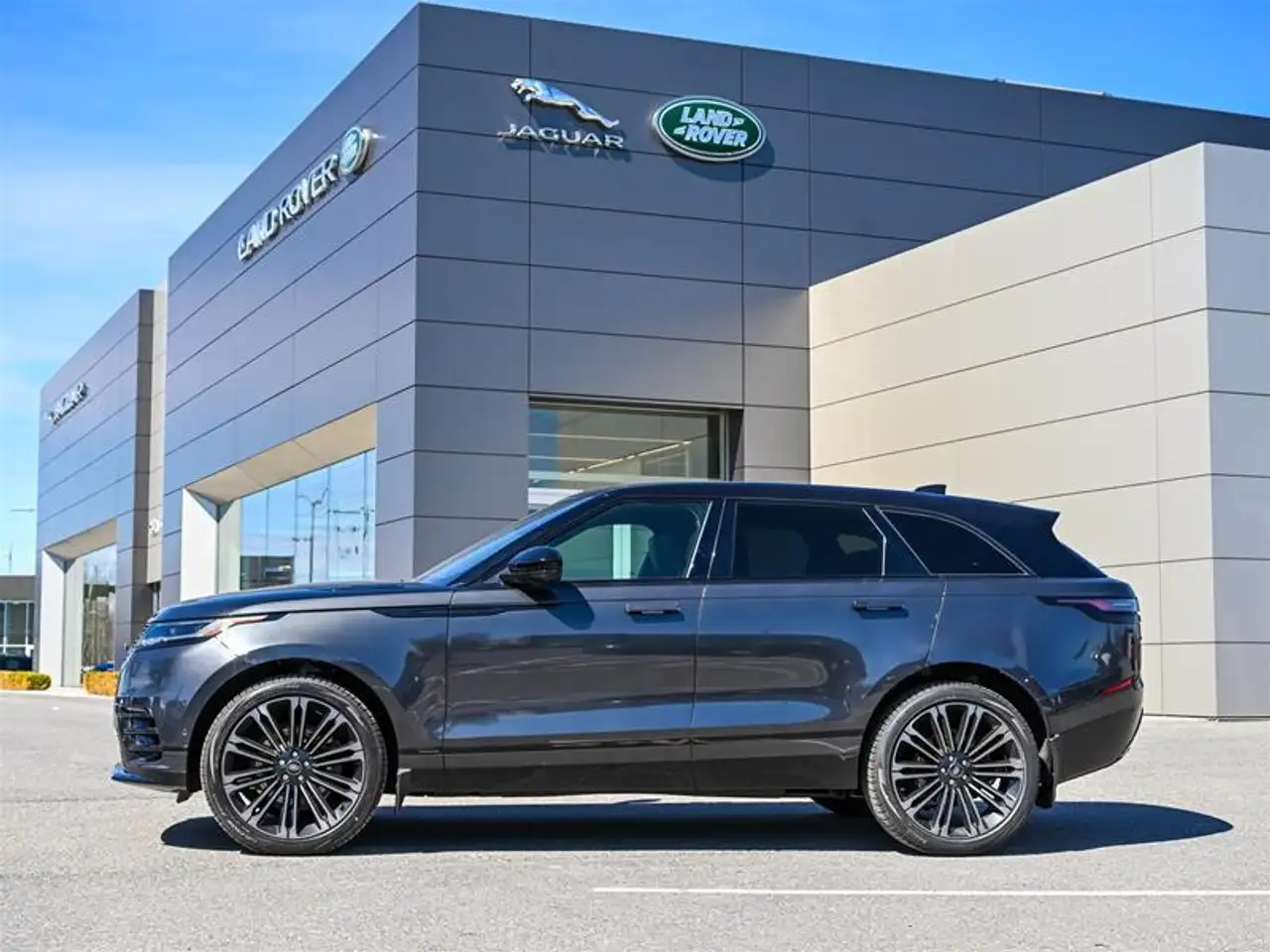 Land Rover Range Rover Velar снимка Land Rover Range Rover Velar