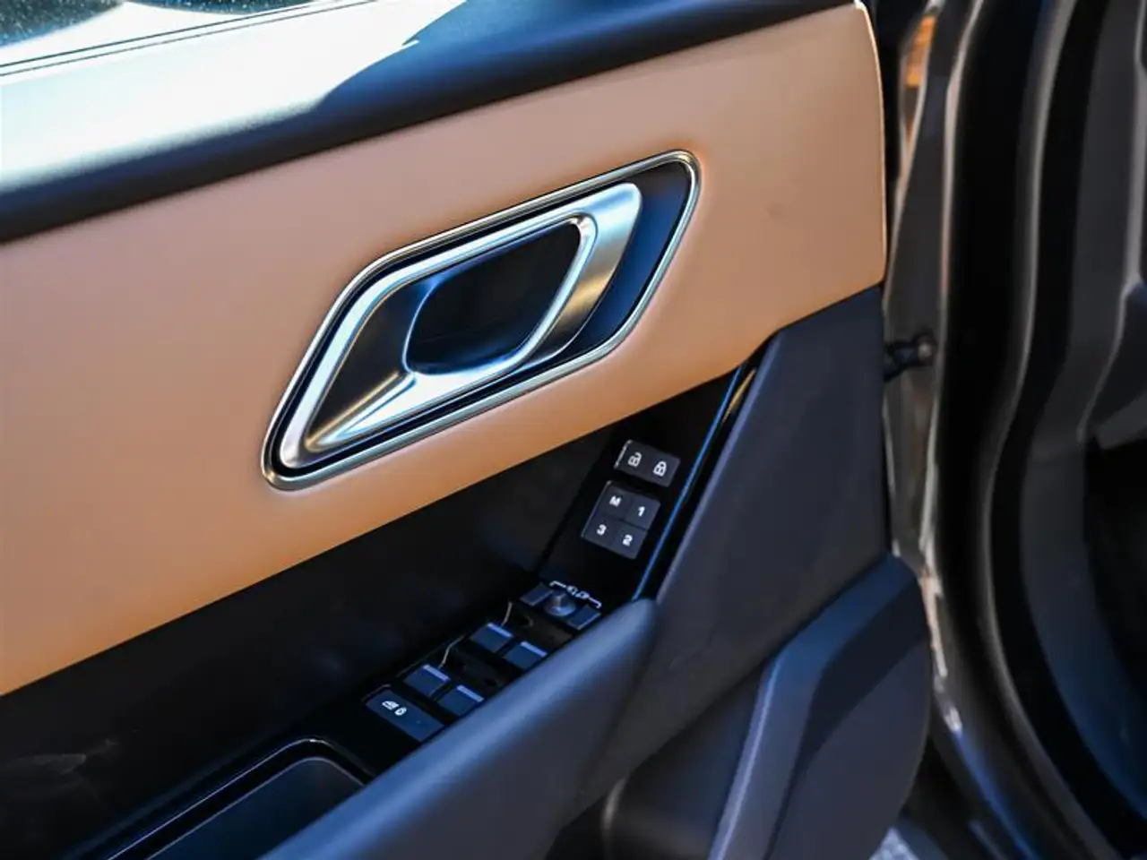 Land Rover Range Rover Velar снимка Land Rover Range Rover Velar