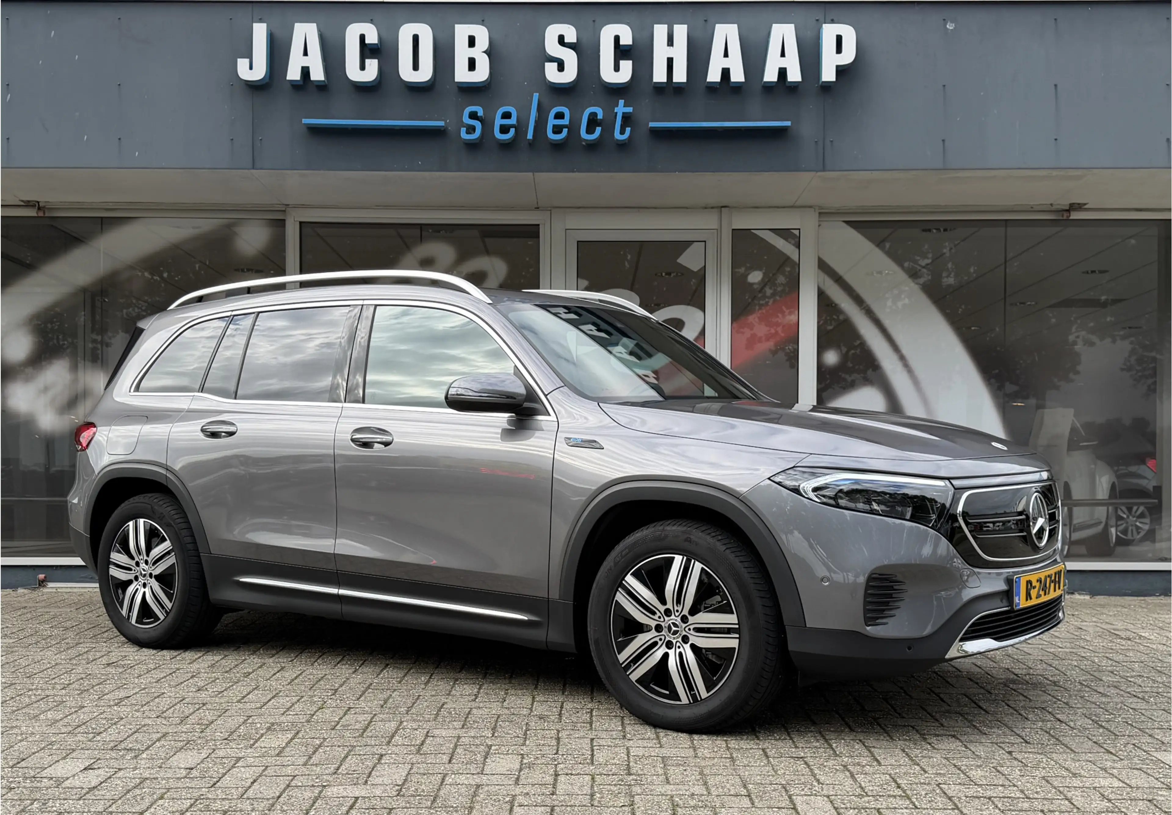 Mercedes-Benz EQB 250 Luxury Line 67 kWh / 98,50% SoH / Camera / Sensore — photo 13