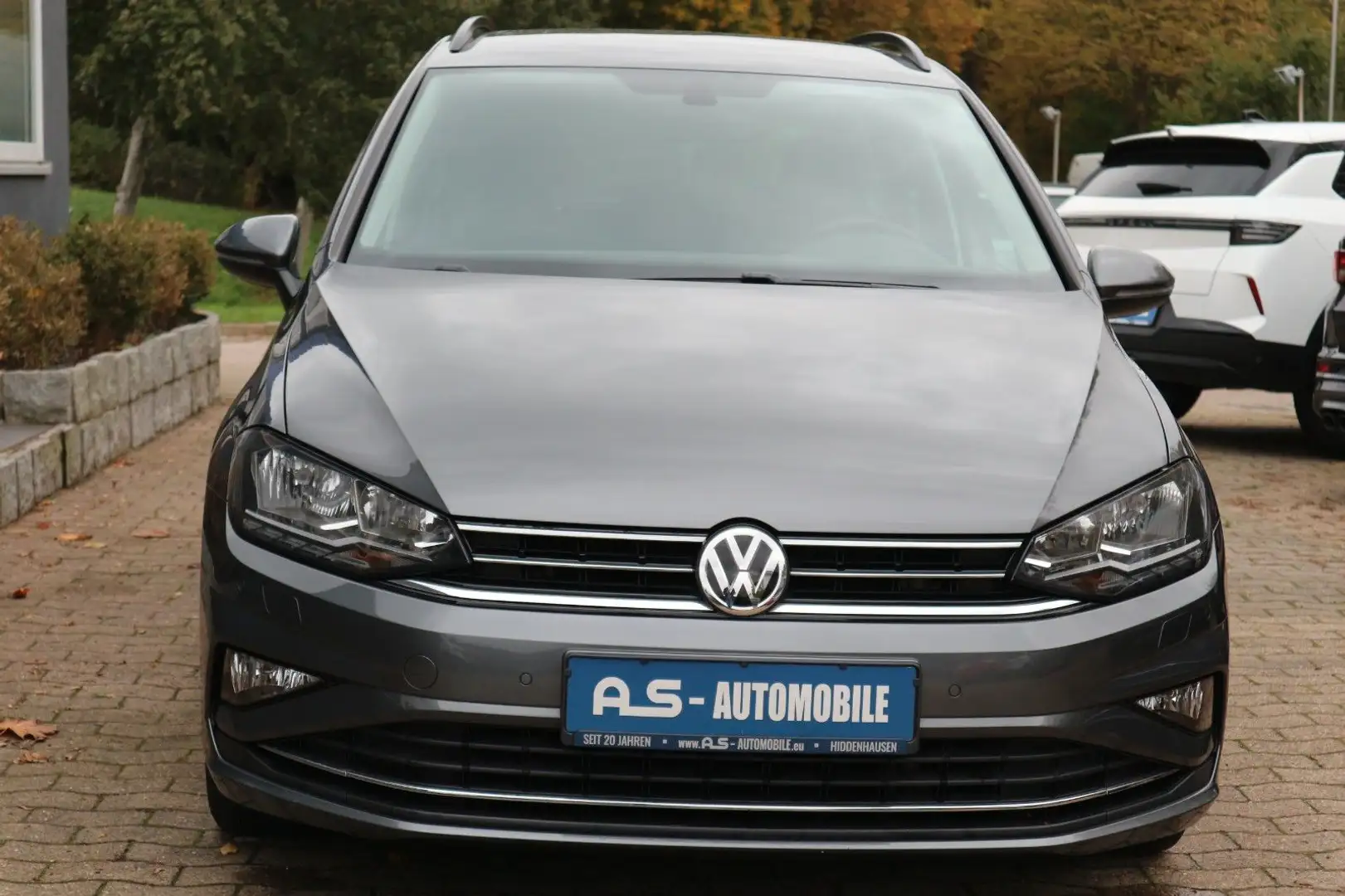 Volkswagen Golf Sportsvan VII Join *1.HD/DSG/ACC/NAVI/AHK* Gris - 2