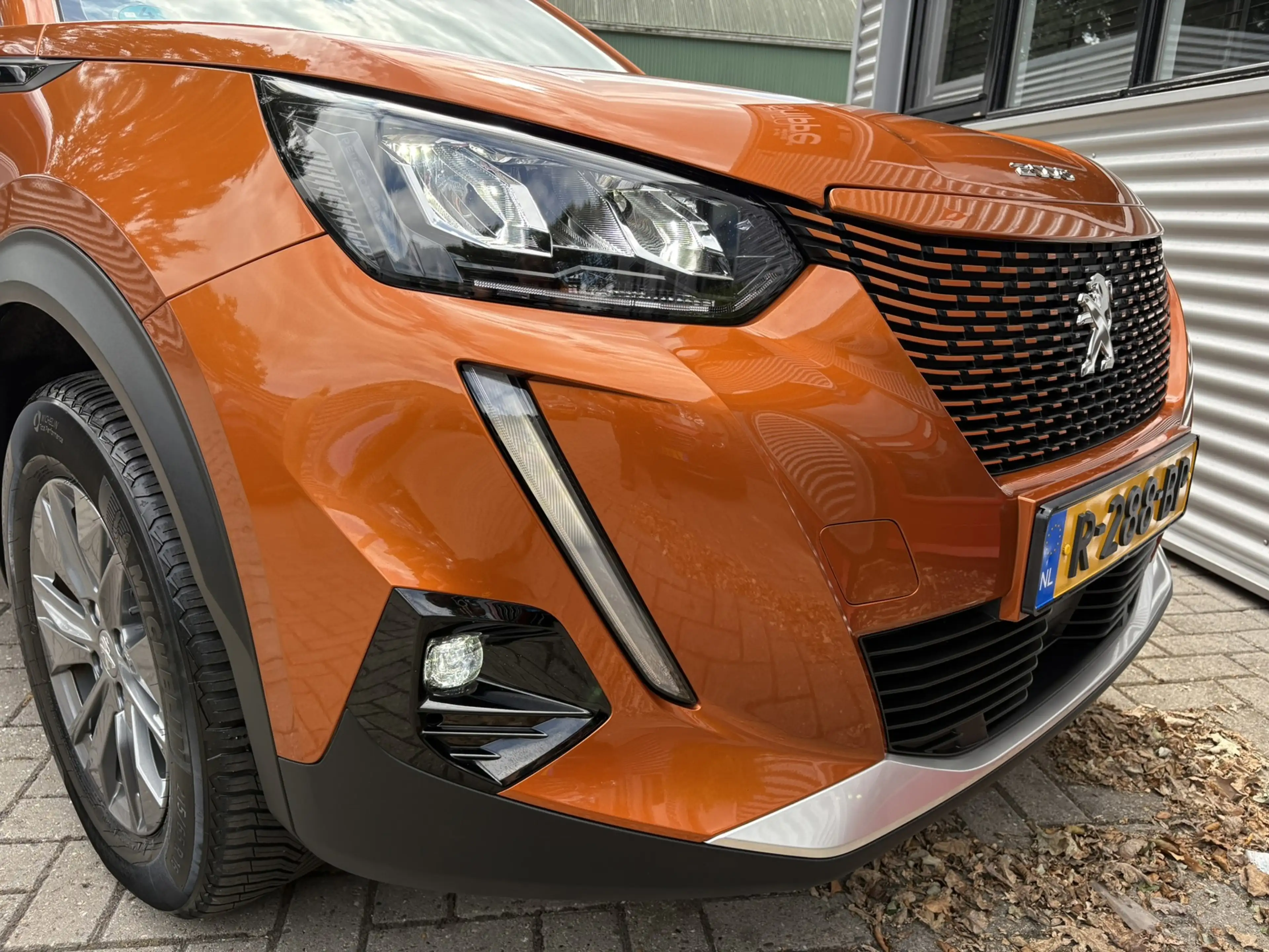 Peugeot e-2008 EV Active Pack 50 kWh -SOH 91.25%-3 FASE-TREKHAAK- — photo 7
