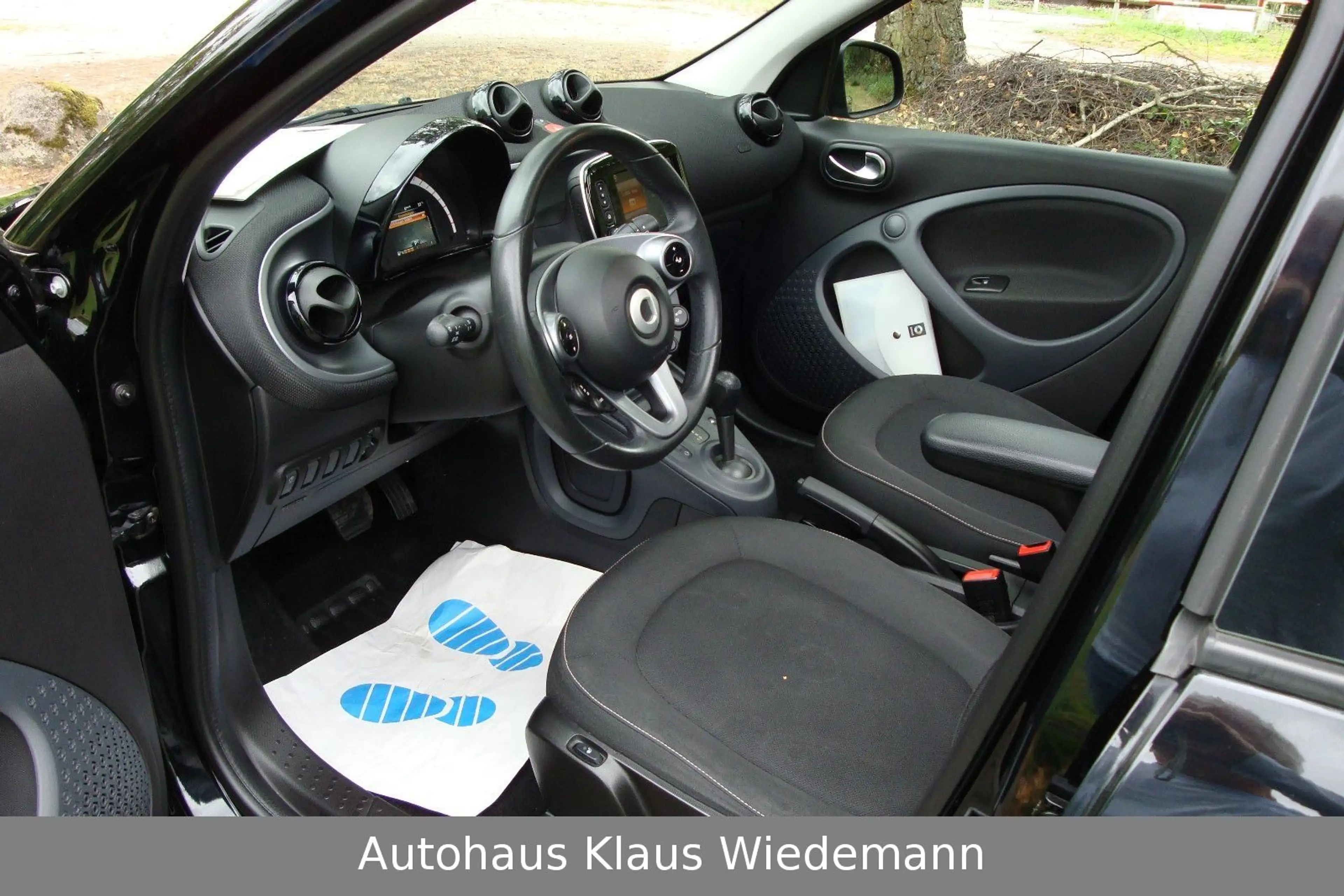 smart forFour 1.0 Aut. Open Air Passion - 2.Hd./72 TKM — photo 12