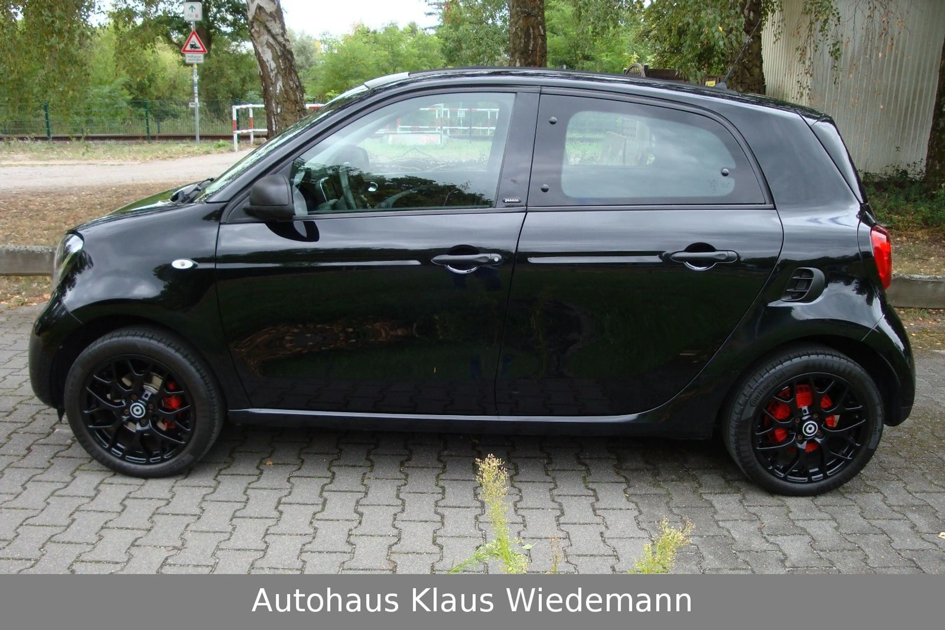 smart forFour 1.0 Aut. Open Air Passion - 2.Hd./72 TKM — photo 4