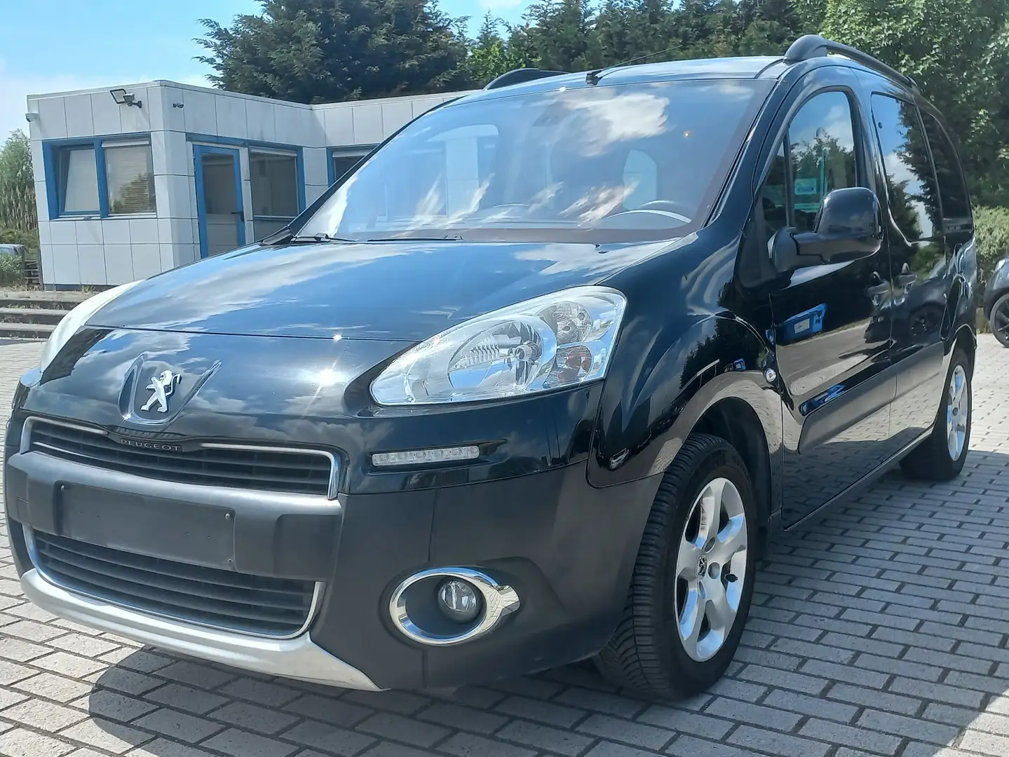 Peugeot Partner Tepee 1.6i Active | Airco | Led Licht | Noir - 1