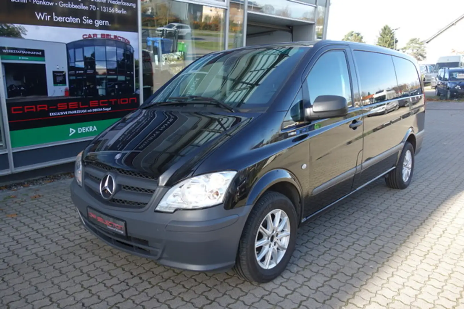 Mercedes-Benz Vito 113 CDI Kombi Lang 9-SITZER/KLIMA/AHK/ALU Zwart - 1