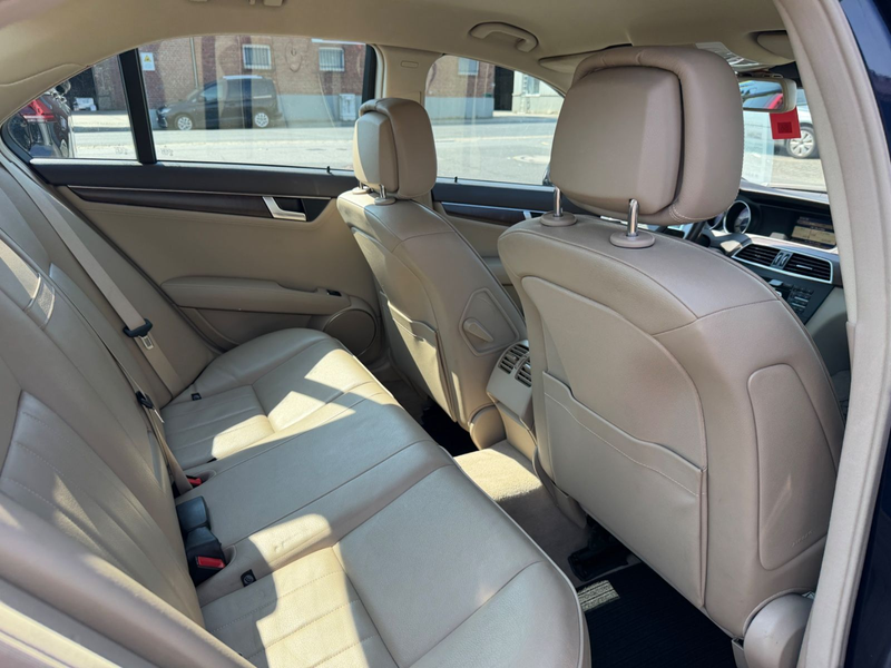 Mercedes-Benz C 250 CGI AUTOMATIK Xenon Sitzhz Multifkt Leder — photo 11