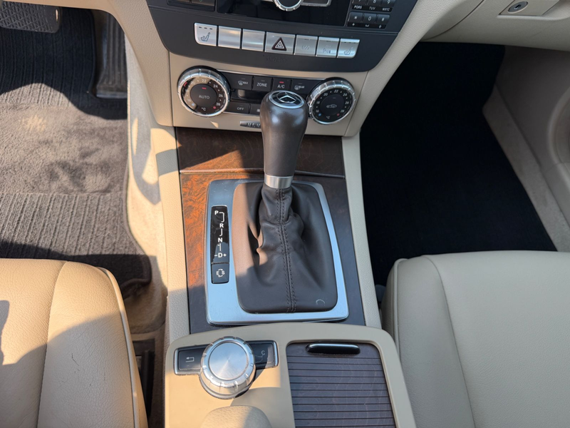 Mercedes-Benz C 250 CGI AUTOMATIK Xenon Sitzhz Multifkt Leder — photo 15
