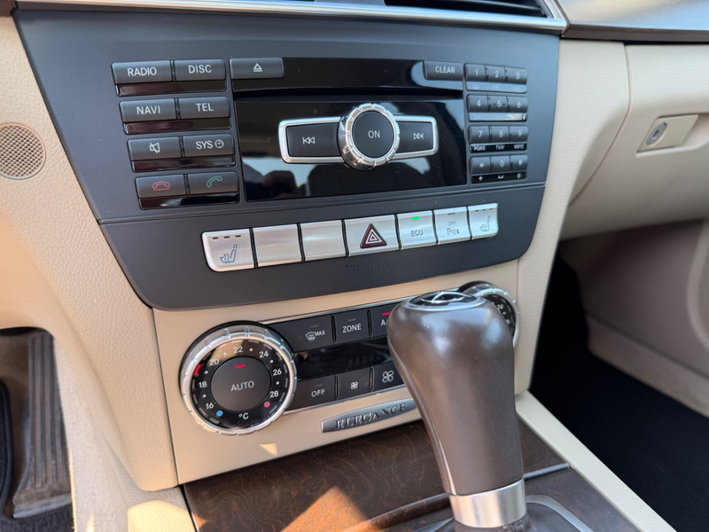 Mercedes-Benz C 250 CGI AUTOMATIK Xenon Sitzhz Multifkt Leder — photo 14