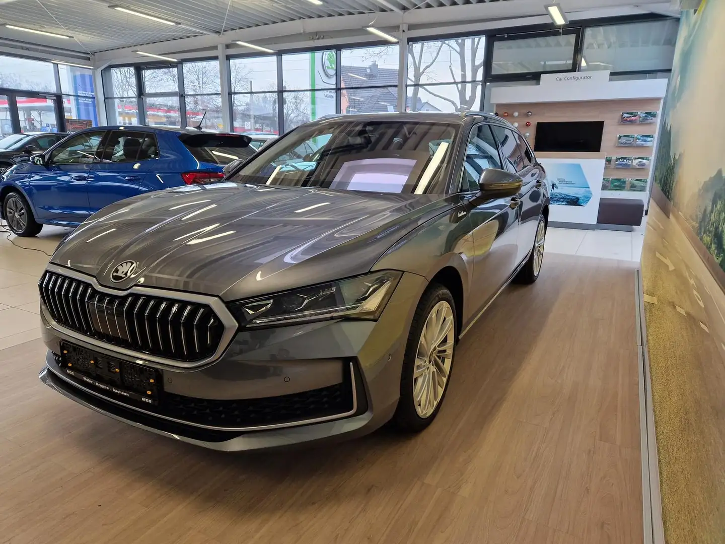 Skoda Superb 2.0 TDI 2.0 TDI # 4x4 #L&K #Panoramadach Grau - 2